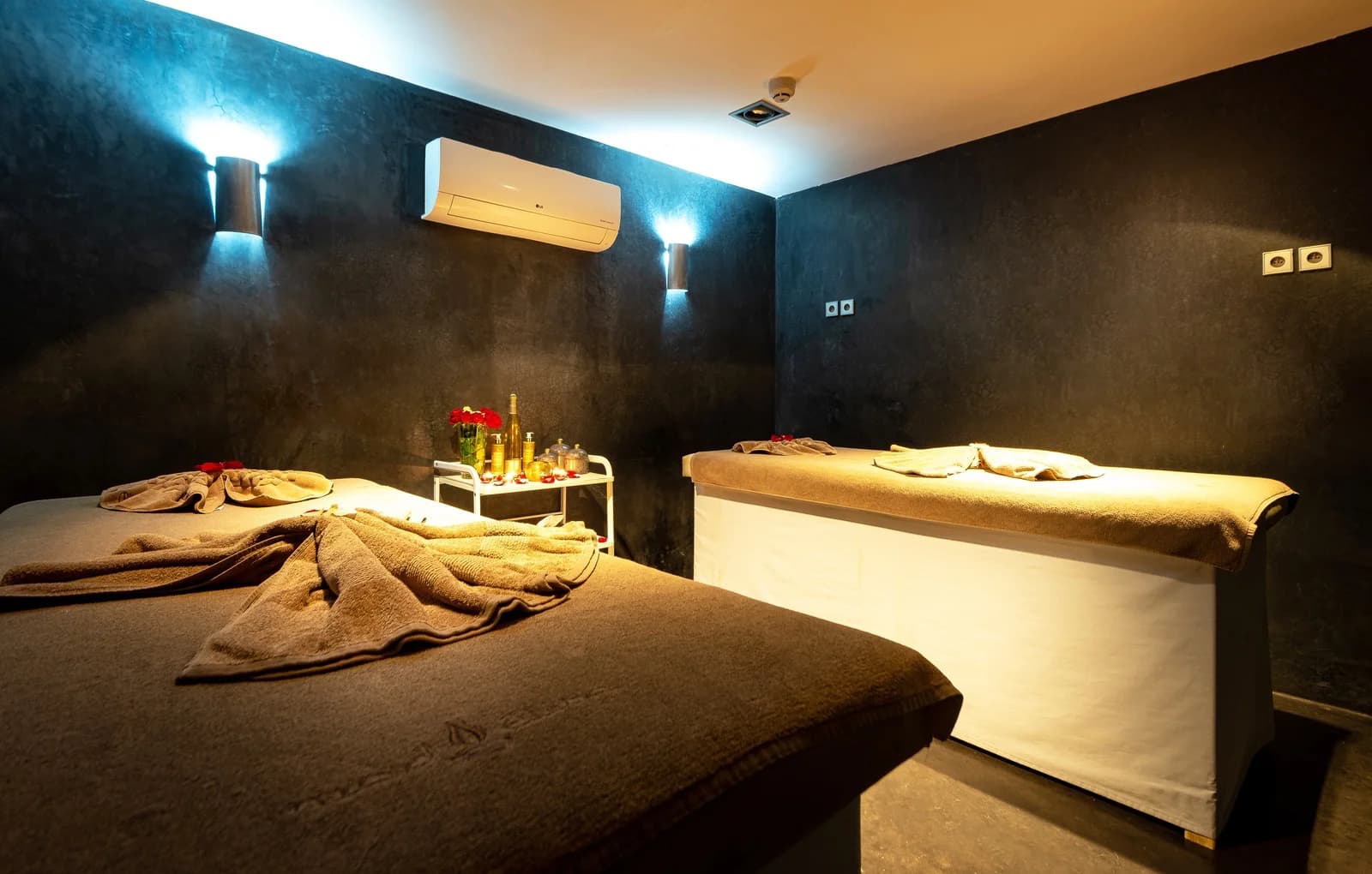 Massage treatment at Riad Elisa Spa